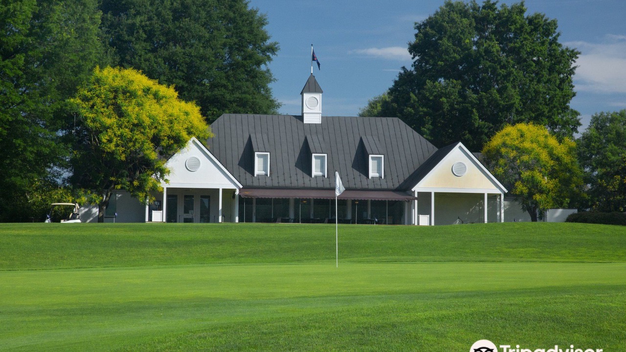 Photo of Buildings in Ednam