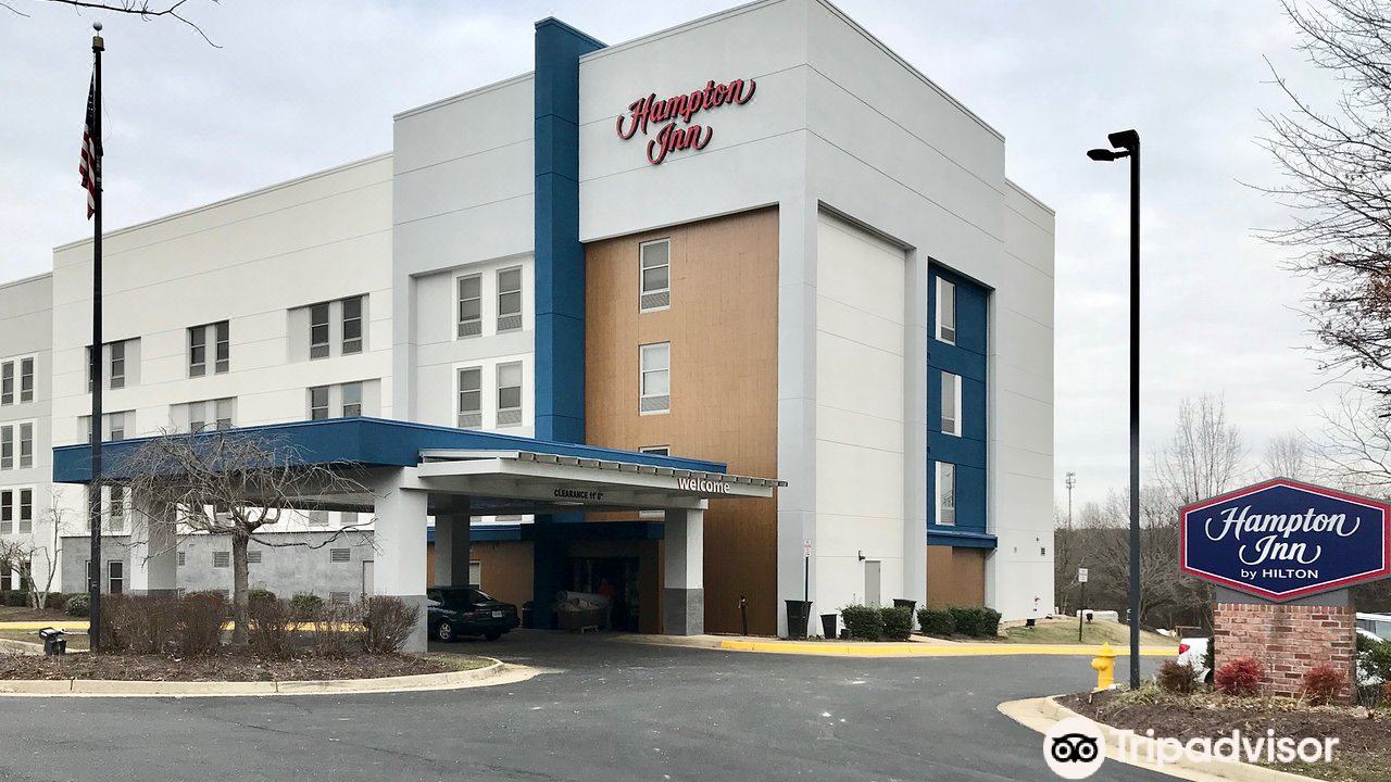 Photo of Buildings in Woodbridge