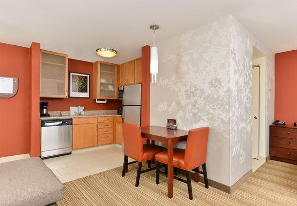 Photo of Livingroom in Coralville