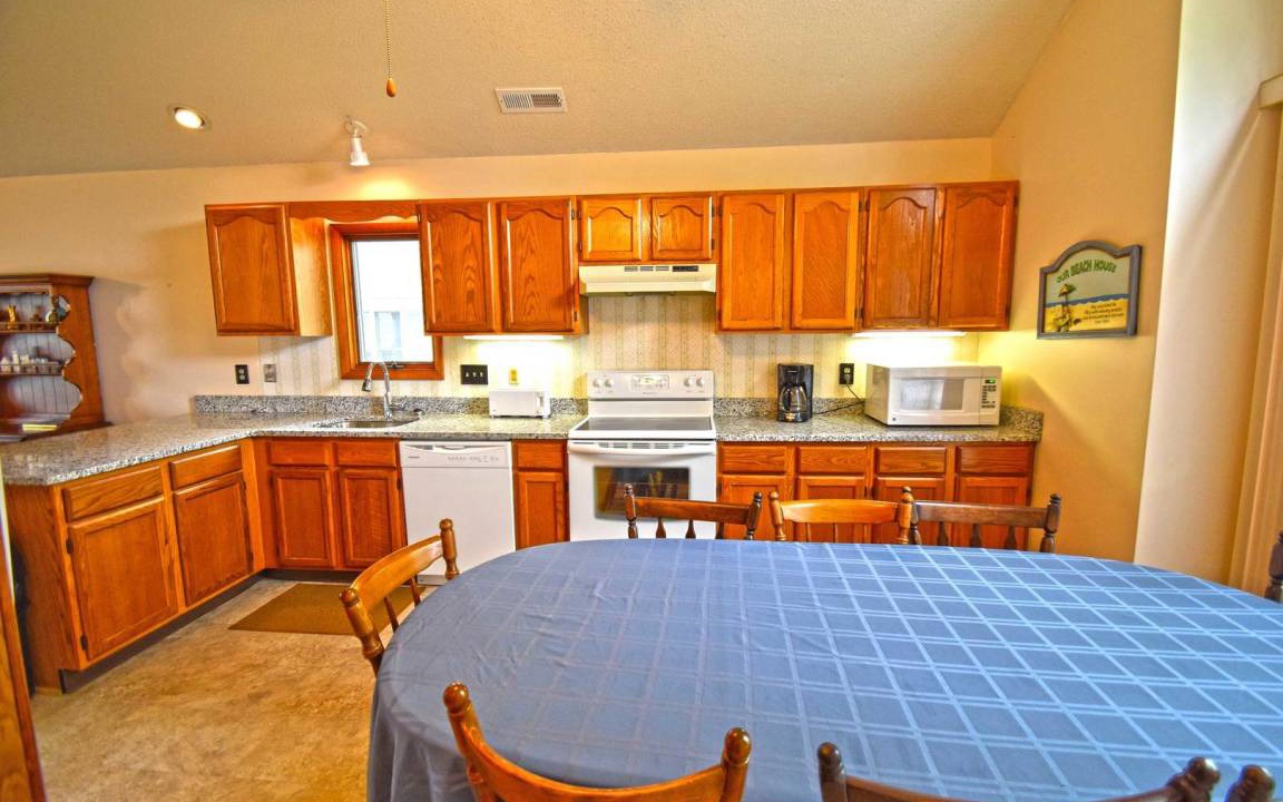 Photo of Kitchen in Caine Woods
