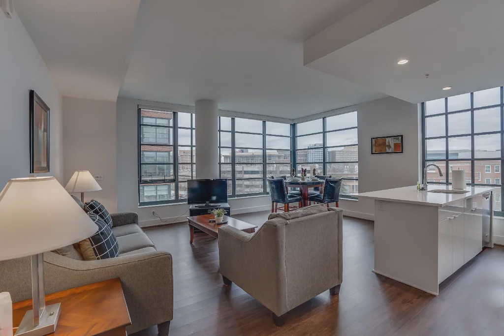 Photo of Livingroom in District Wharf