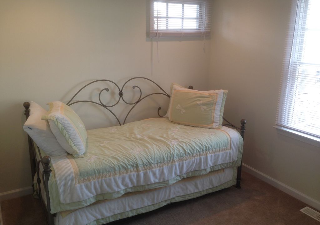 Photo of Bedroom in Beach Haven