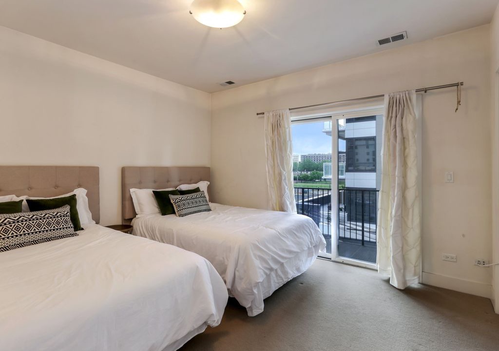 Photo of Bedroom in River North