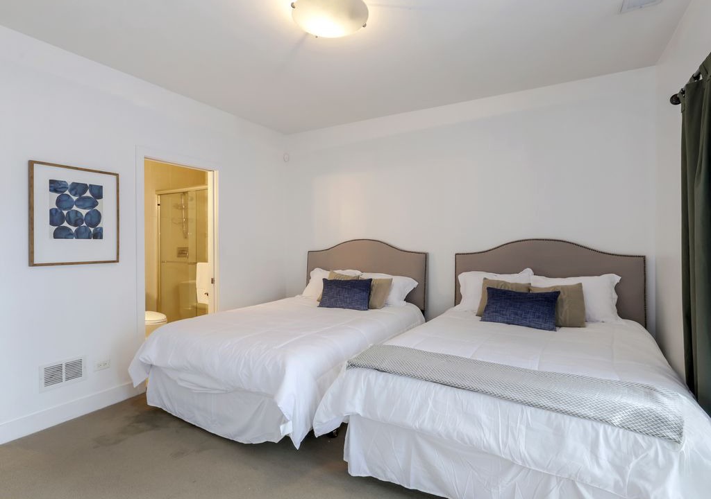 Photo of Bedroom in River North