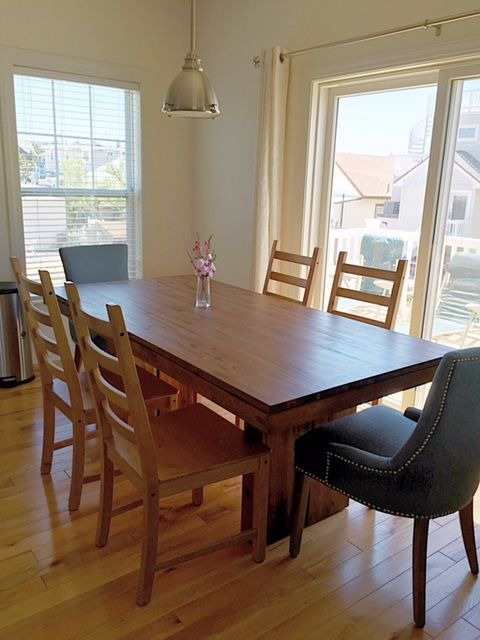 Photo of Livingroom in Beach Haven Crest