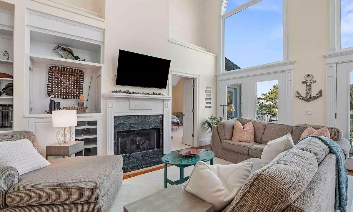 Photo of Livingroom in Lake Murray of Richland