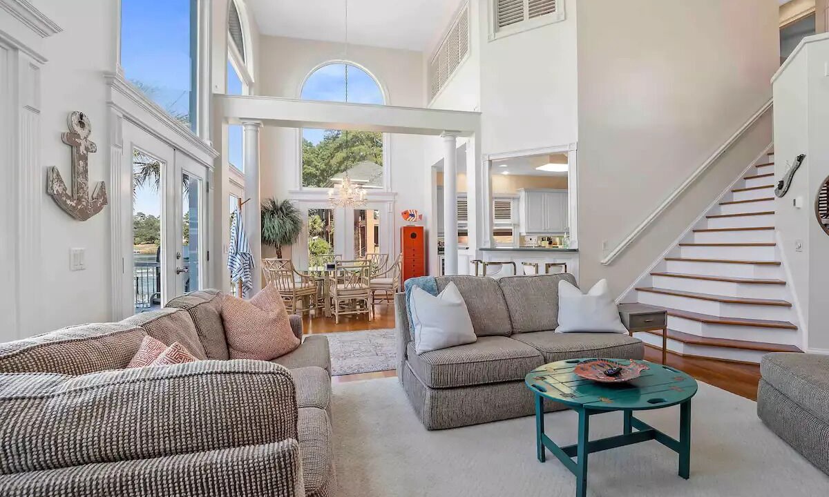 Photo of Livingroom in Lake Murray of Richland