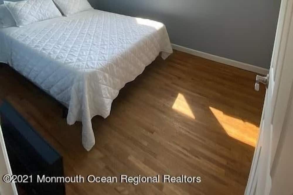 Photo of Others in West Long Branch