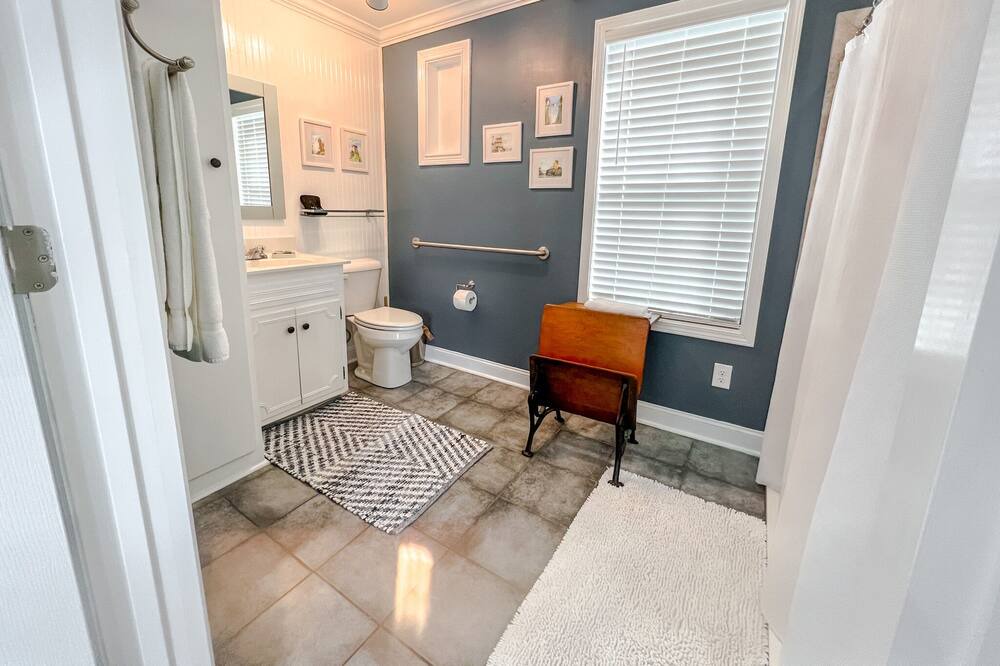 Photo of Bedroom in Murfreesboro