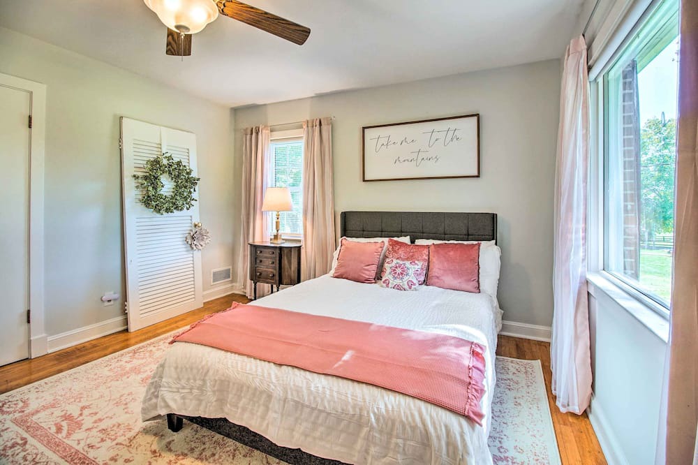 Photo of Bedroom in Stanardsville