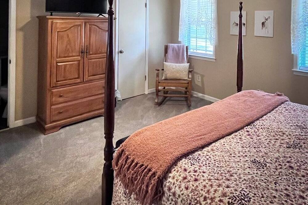 Photo of Bedroom in Ellendale