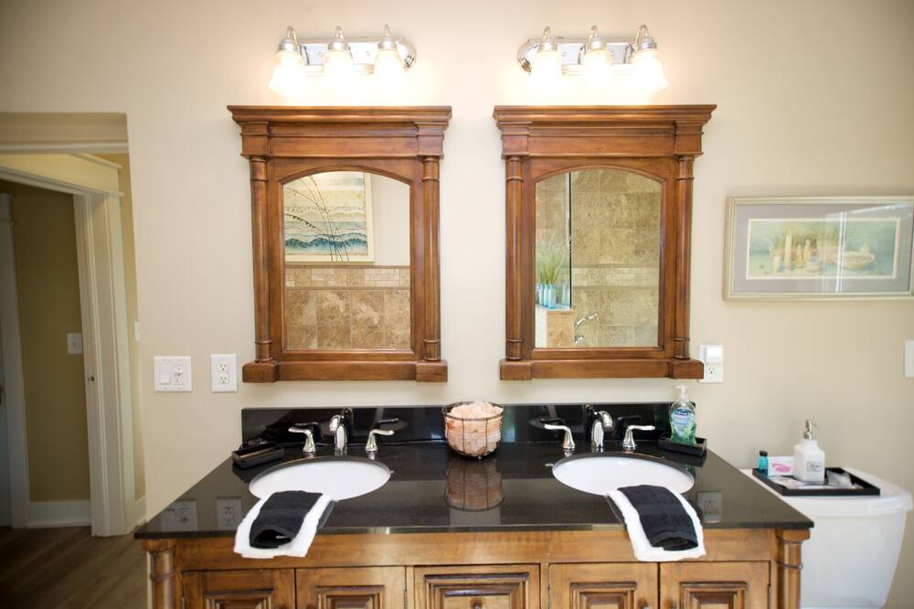 Photo of Kitchen in Greater South Side