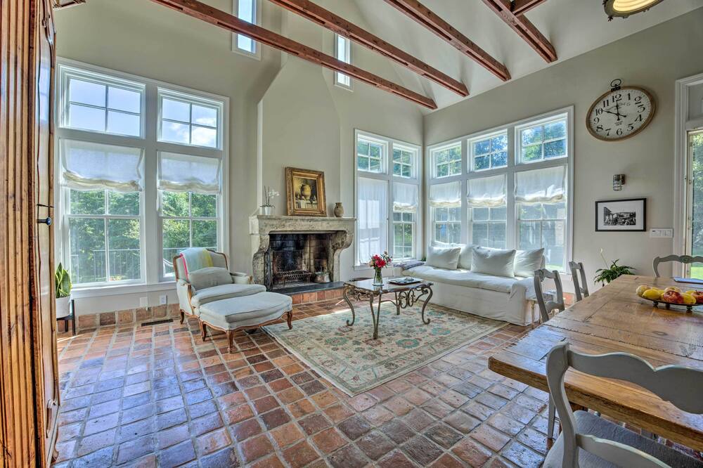 Photo of Livingroom in Beallsville