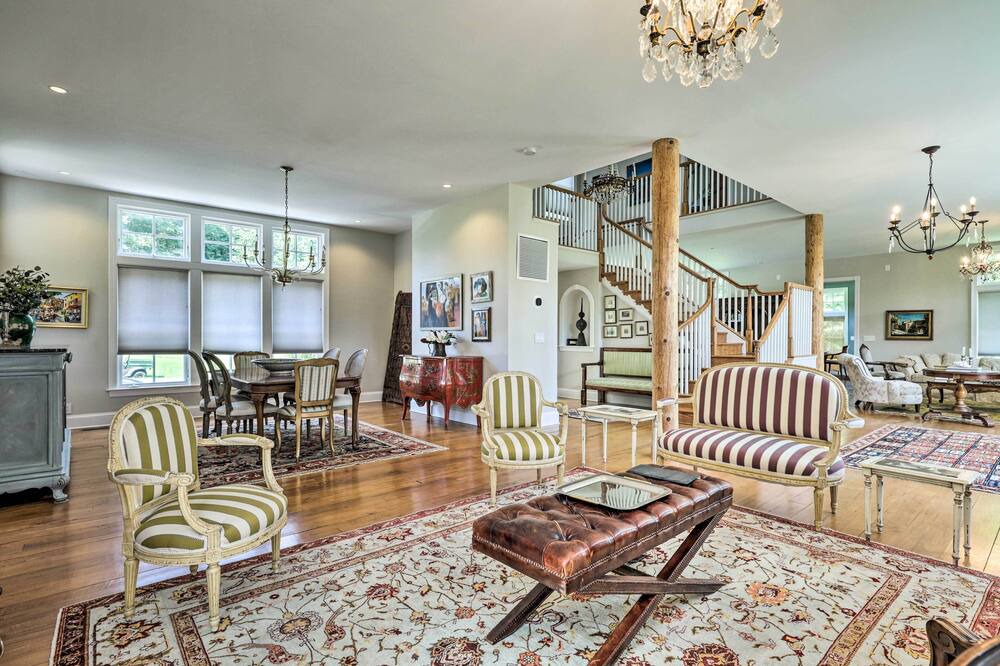 Photo of Livingroom in Beallsville