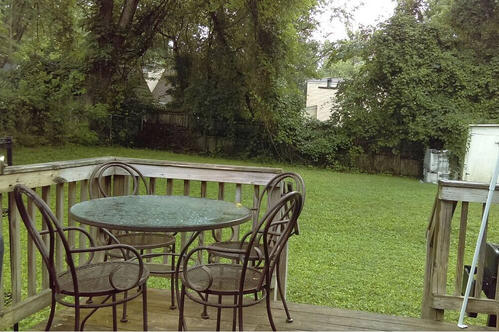 Photo of Patio Balcony in West Falls Church