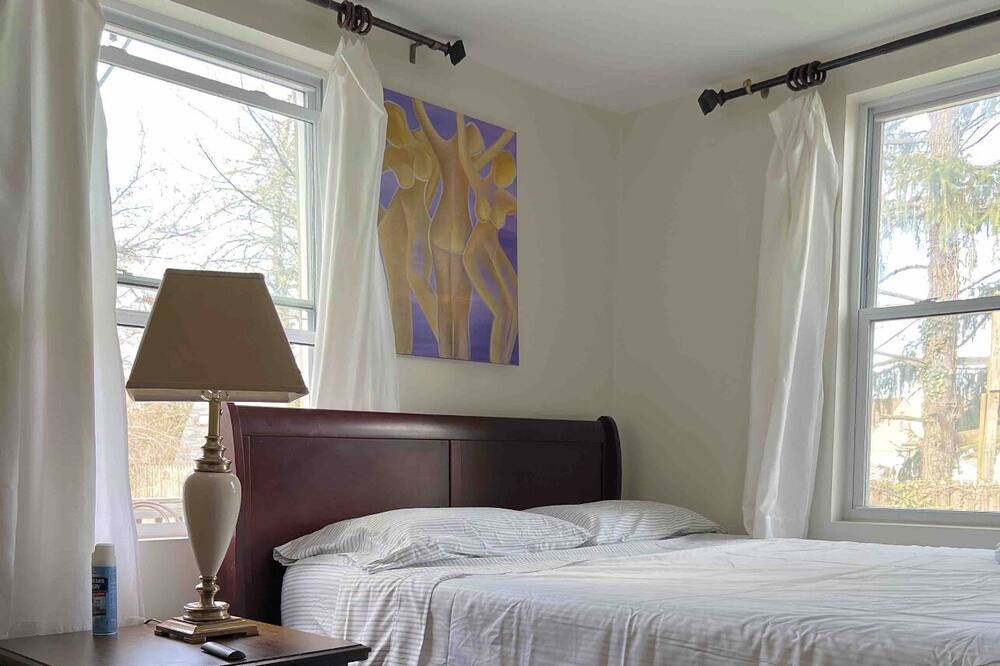 Photo of Bedroom in West Falls Church