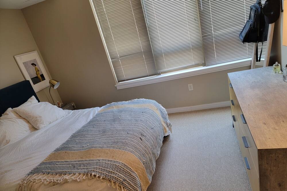 Photo of Bedroom in Aurora Highlands