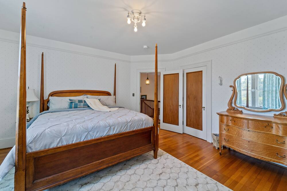 Photo of Bedroom in Woodford