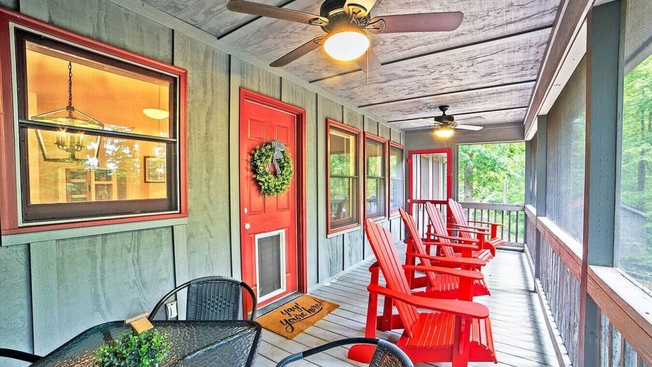 Photo of Patio Balcony in Saluda