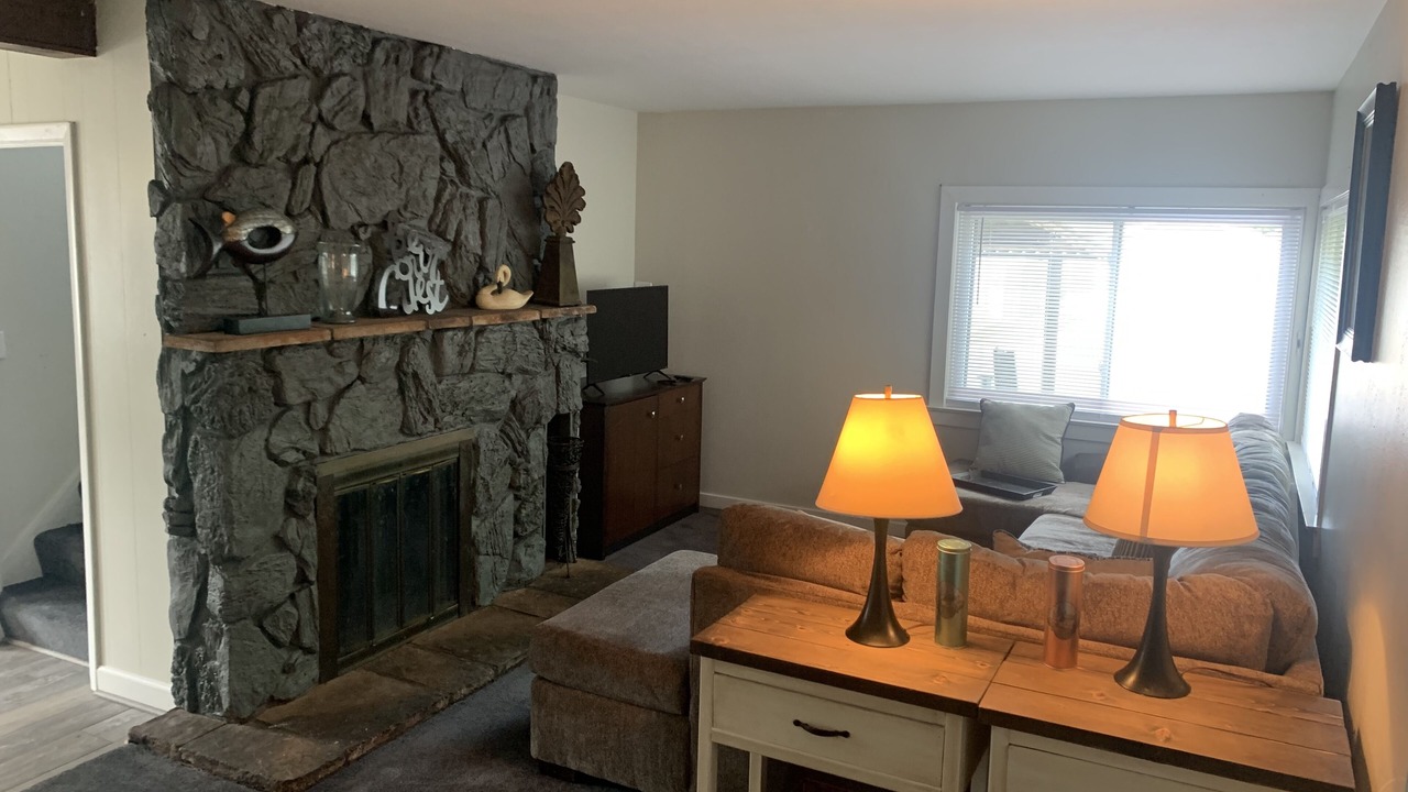 Photo of Livingroom in West Peoria