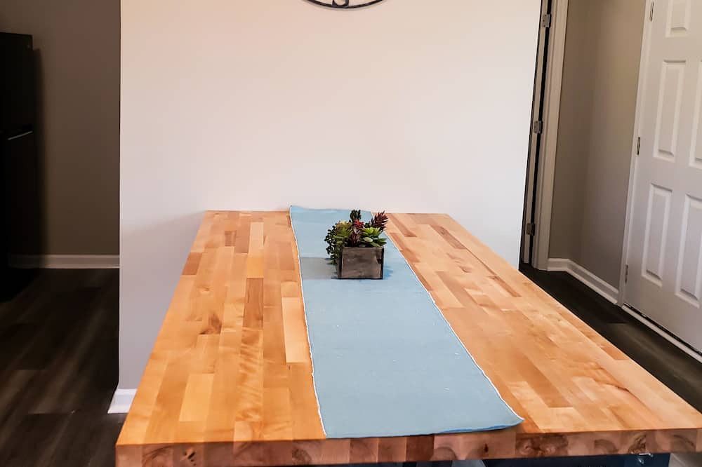 Photo of Kitchen in Albertville