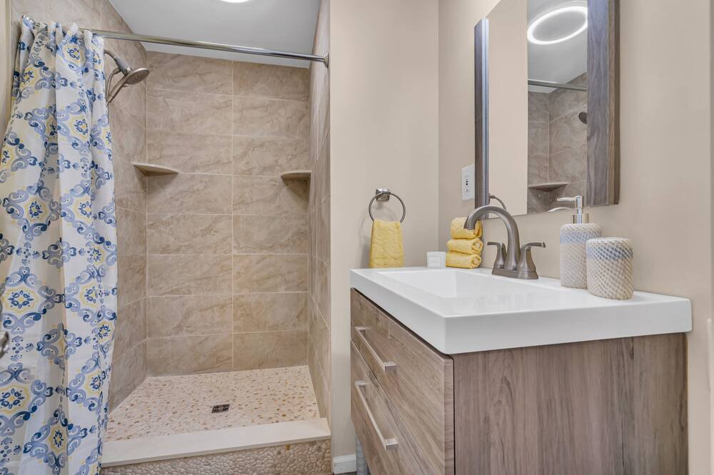 Photo of Bathroom in Highlands