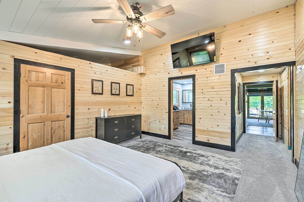 Photo of Bedroom in Apple River
