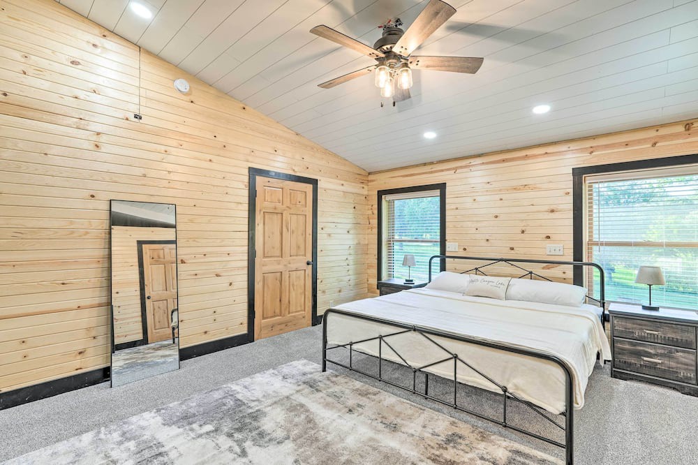 Photo of Bedroom in Apple River