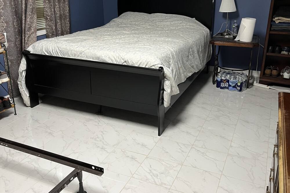 Photo of Bedroom in Roswell