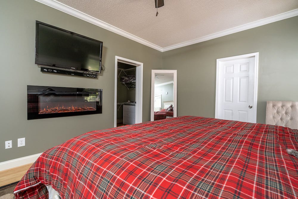 Photo of Bedroom in Beech Mountain