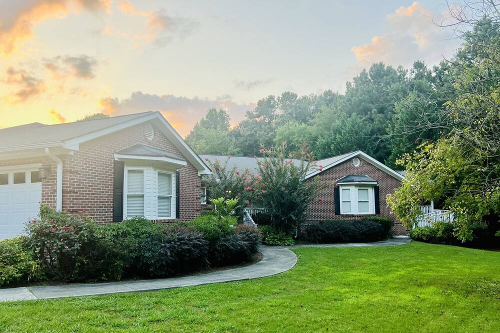 Photo of Outdoor in Calhoun