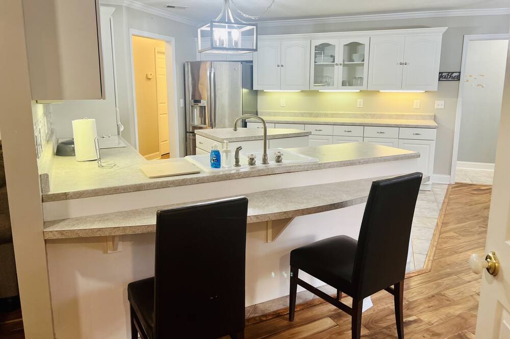 Photo of Kitchen in Calhoun
