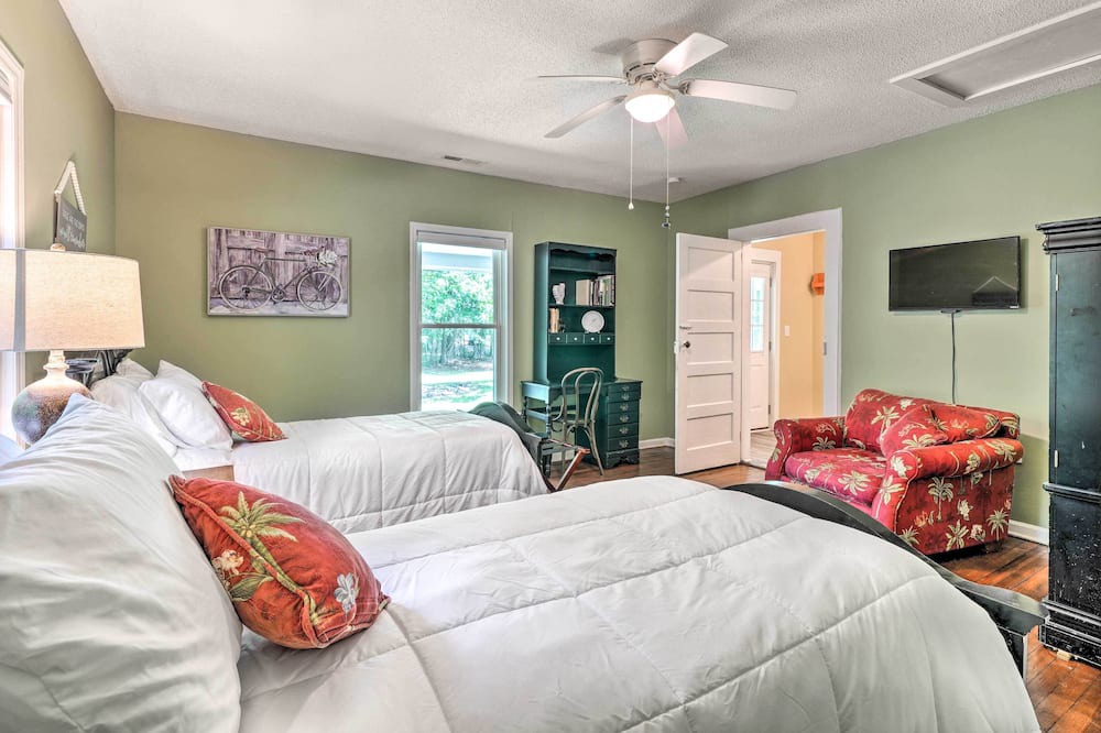 Photo of Bedroom in McCain