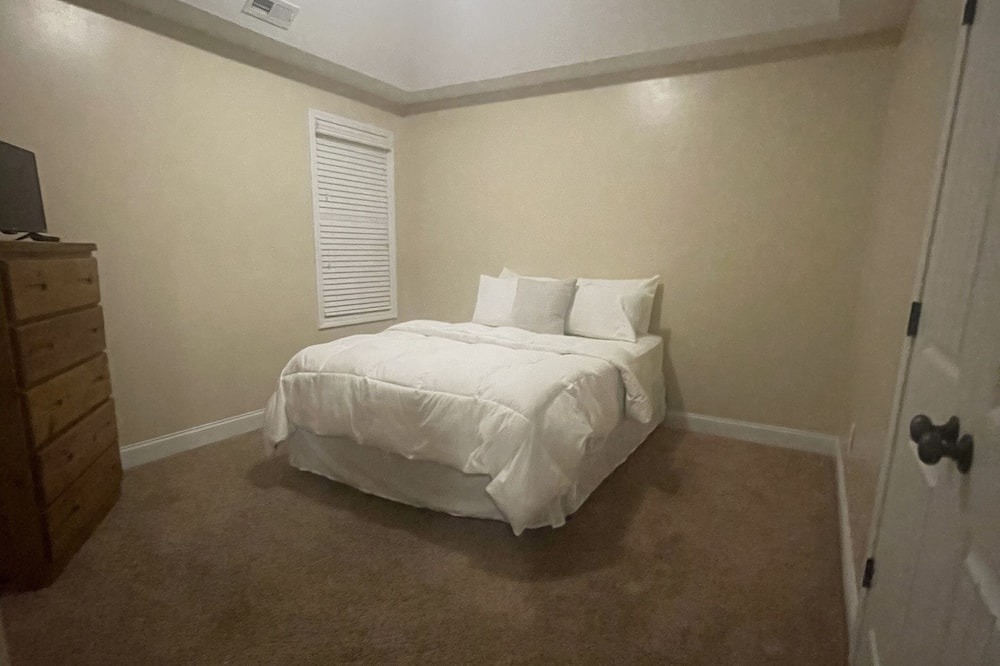 Photo of Bedroom in Cape Fear
