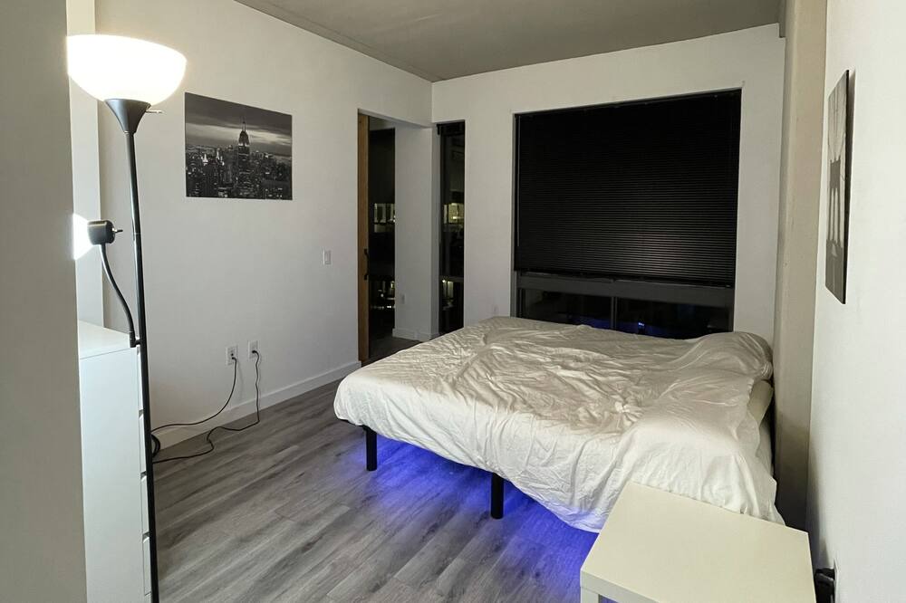 Photo of Bedroom in District Wharf