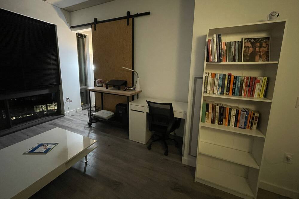 Photo of Bedroom in District Wharf