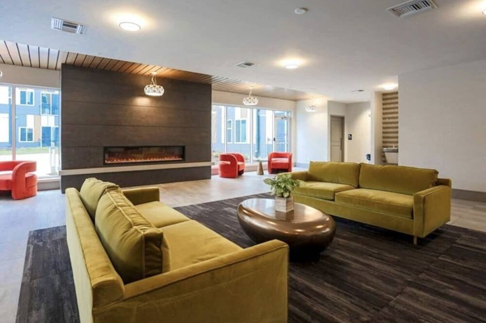 Photo of Livingroom in Downtown Baltimore