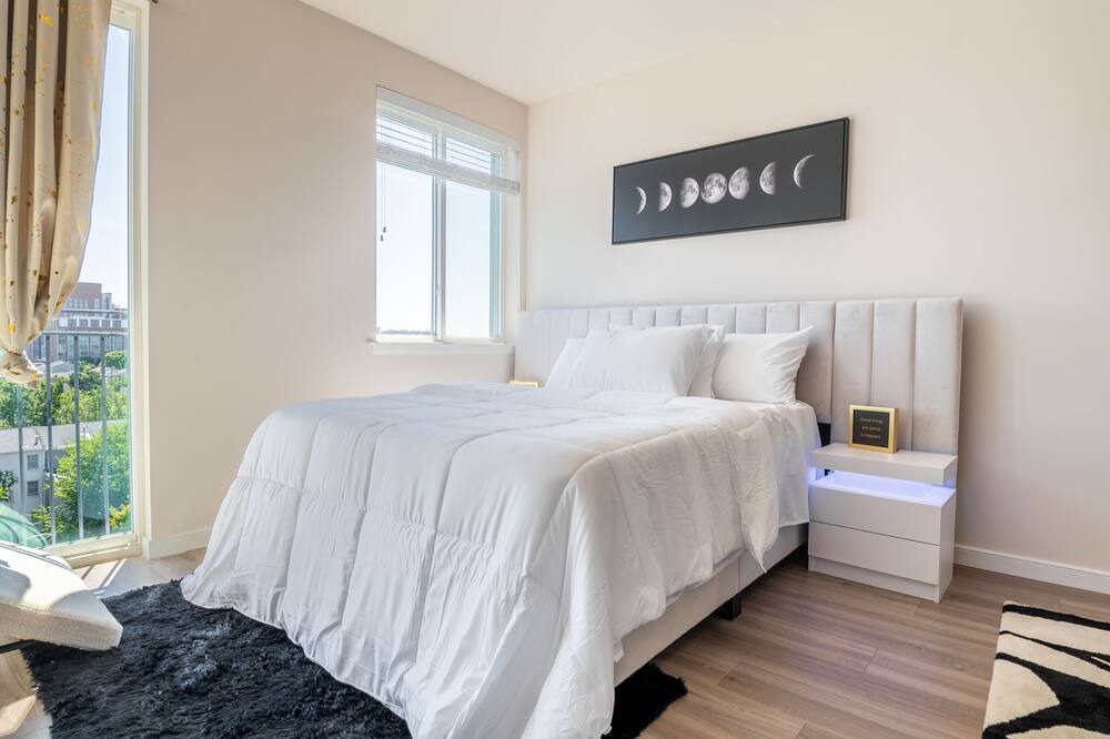 Photo of Bedroom in Downtown Baltimore