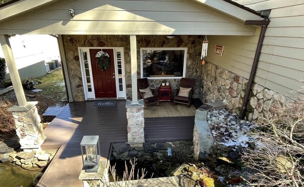 Photo of Outdoor in Locust Grove