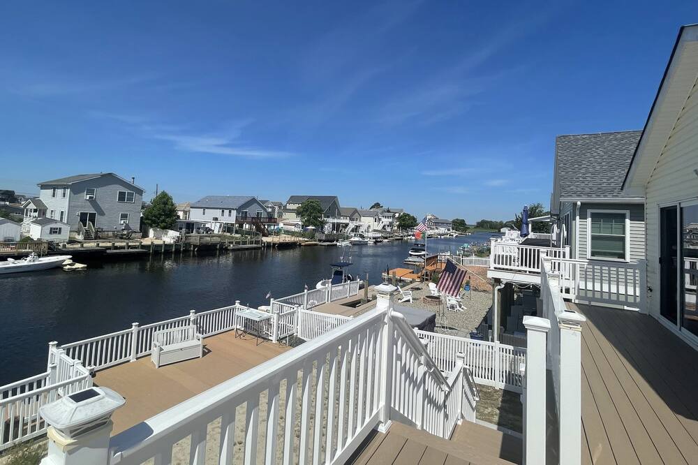 Photo of Patio Balcony in Mystic Island