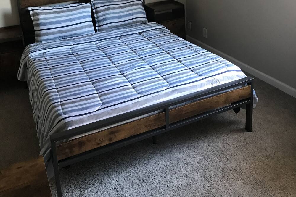 Photo of Bedroom in Mystic Island