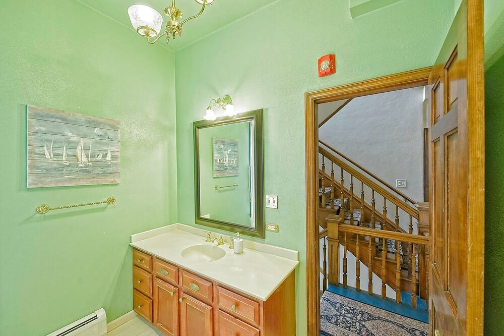 Photo of Bathroom in Fox Lake