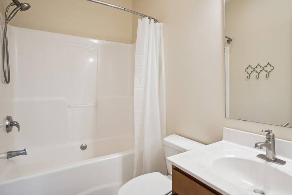Photo of Bathroom in Woolford