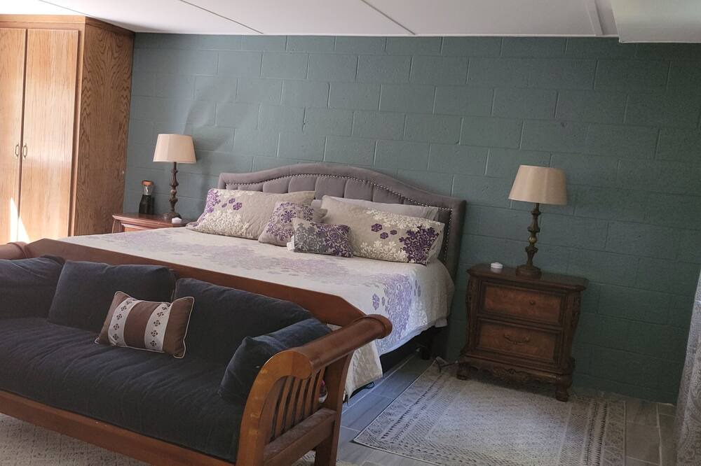 Photo of Bedroom in Dyke