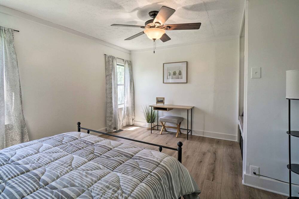 Photo of Bedroom in Alcoa