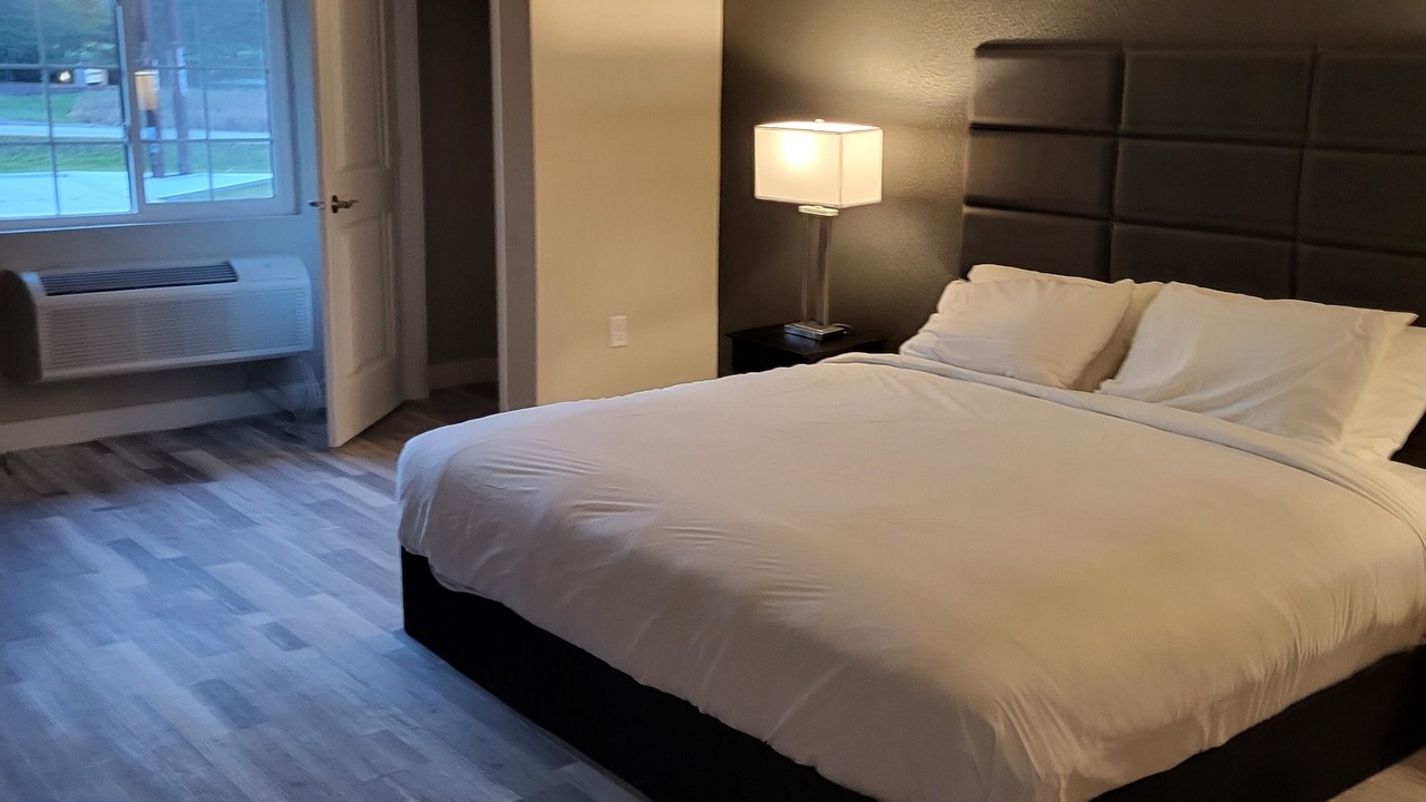 Photo of Bedroom in Waverly
