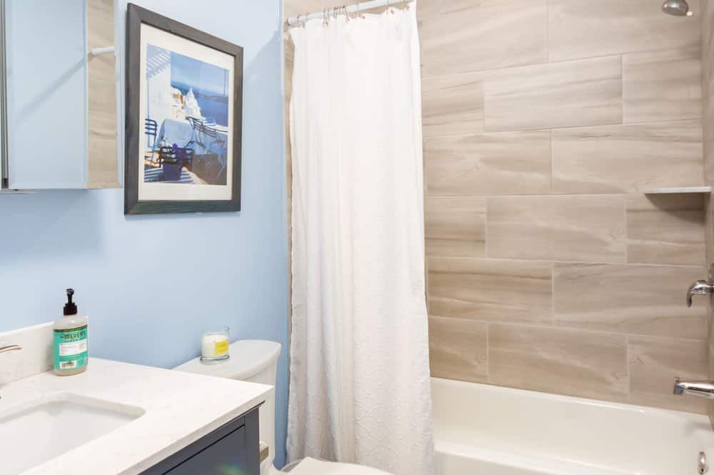 Photo of Bathroom in Village Green