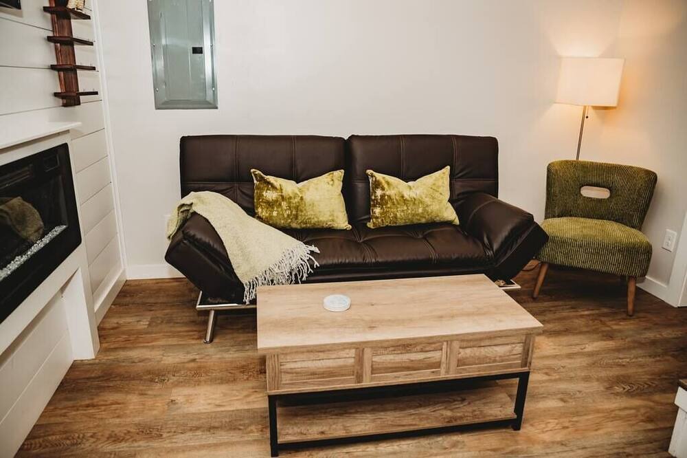 Photo of Livingroom in Tracy City