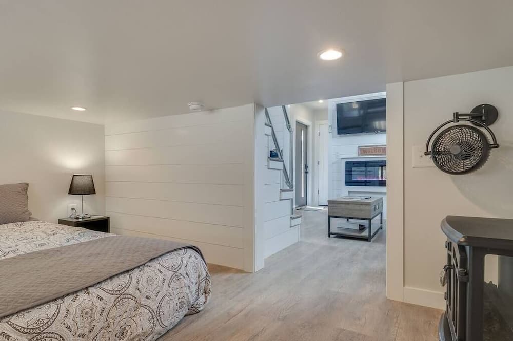 Photo of Bedroom in Tracy City