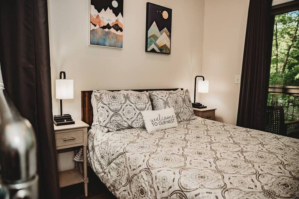 Photo of Bedroom in Tracy City